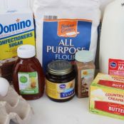 Copycat Texas Roadhouse Rolls & Cinnamon Butter