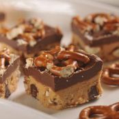 No-Bake Sweet & Salty Peanut Butter Pretzel Bars