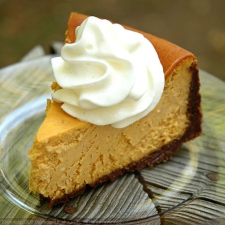 CHEESECAKE - Pumpkin Cheesecake with Gingersnap Crust