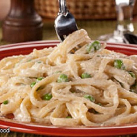 Peas and Fettuccine Alfredo