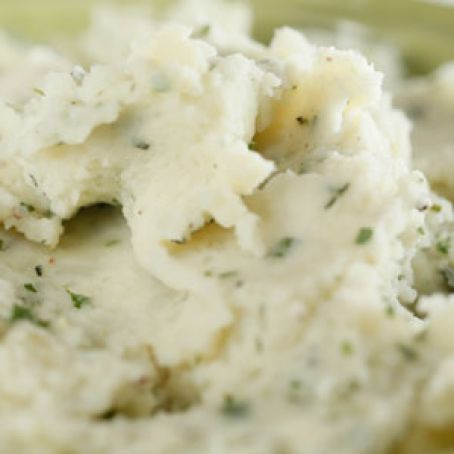 Mashed Potatoes with Soft Cheese and Herbs