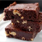 CHEWY FUDGE BROWNIES