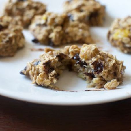 2-Ingredient Banana Bread Cookies