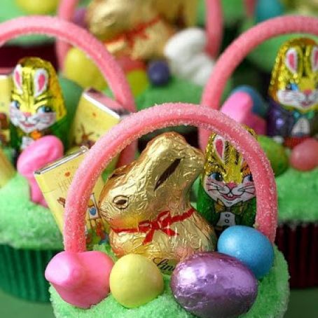 Mini Easter basket cupcakes