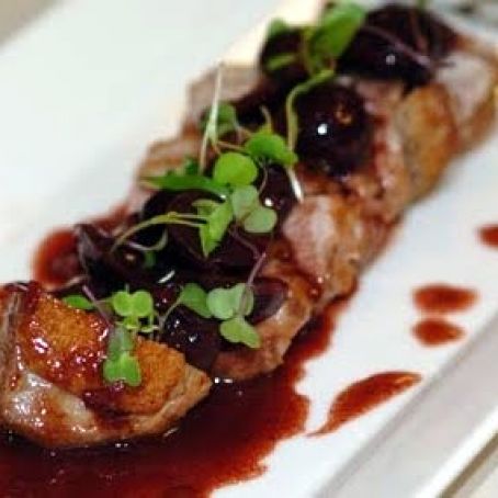 PATO CON SALSA DE CEREZAS