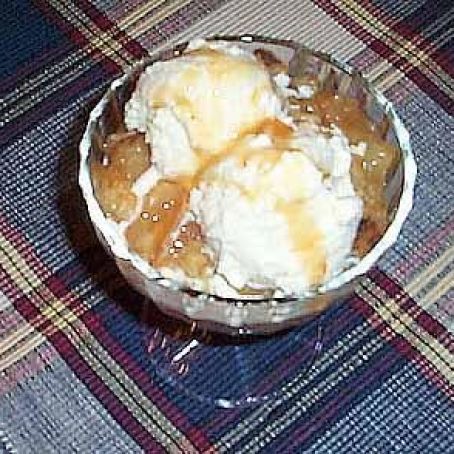 Houston’s Walnut Apple Cobbler