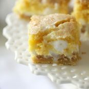 White Chocolate S’mores Gooey Cake Bars