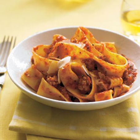 PAPPARDELLE WITH TURKEY RAGU