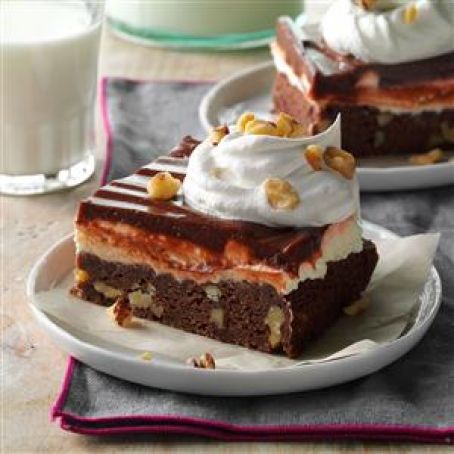 Layered Brownie With Cream Cheese & Pudding
