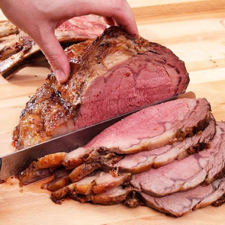 Perfect Prime Rib with Red Wine Jus