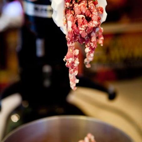 How to Make Homemade Sausage