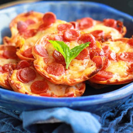 Mini Tortilla-Crust Pizzas