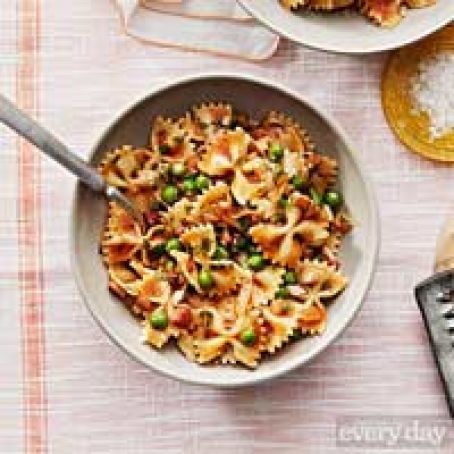 FARFALLA WITH PANCETTA, PEAS & GRANA PADANO