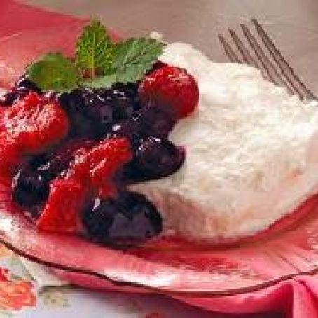 Berry Pavlova