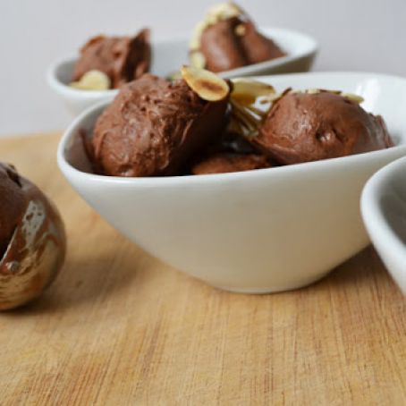 Instant Chocolate Almond Ice Cream Recipe