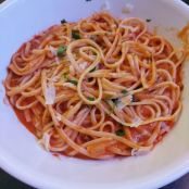 Spaghetti with Creamy Meat Sauce