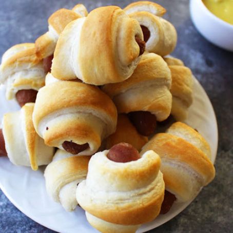 Mini Carrot Dogs in a Blanket - Vegan
