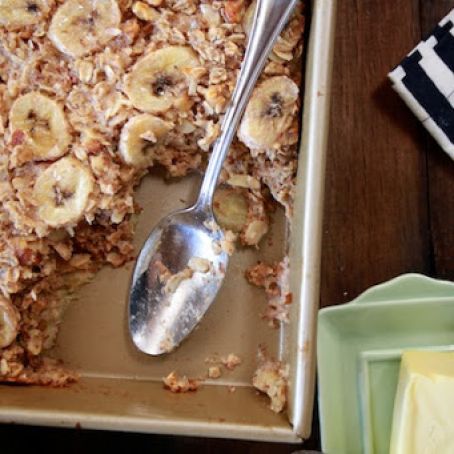 Banana Walnut Baked Oatmeal