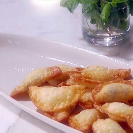 Ricotta and Vanilla Ravioli with Orange Mint Dipping Sauce (Giada)