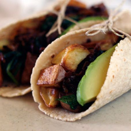 Tacos with Spinach, Mushroom, Potato and Caramelized Onions