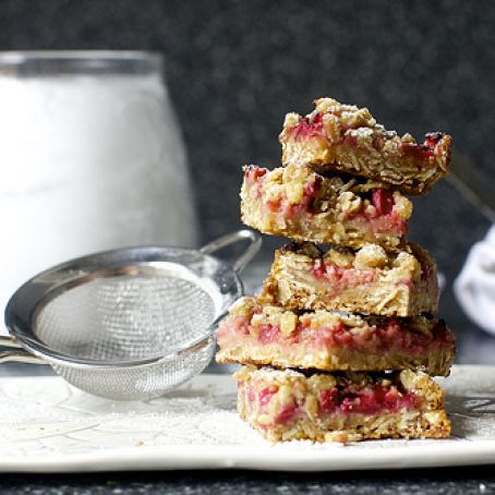 Strawberry-Rhubarb Crisp Bars