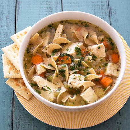 Slow Cooker Chicken Noodle Soup