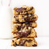 Copycat Levain Bakery Chocolate Chip Cookies