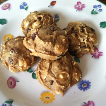 Pumpkin Date White Chocolate Pudding Chip Cookies