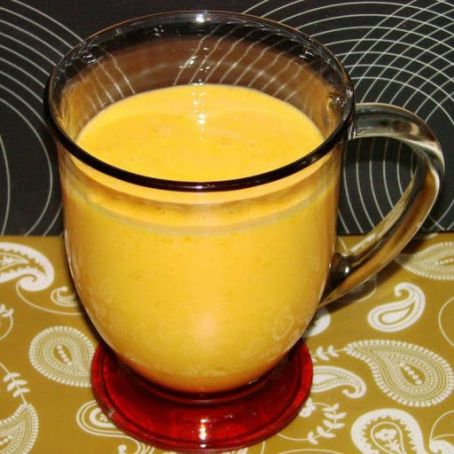 Carrot-Mango Smoothie