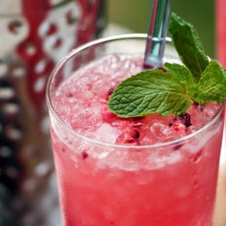 Wild Berry Mojitos