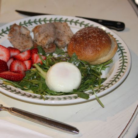 Pork Tenderloin, Arugula, Asparagus & Poached Egg Salad