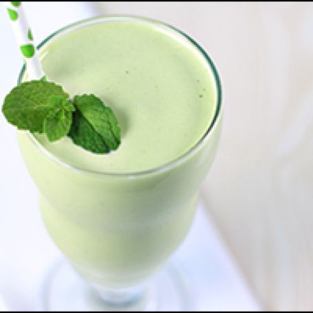 Hungry Girl's Clean & Green Shamrock Shake