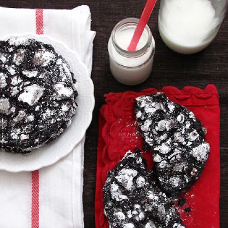 Chocolate Peppermint Crinkle Cookies | Bakers Royale