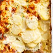 Garlic Parmesan Scalloped Potatoes