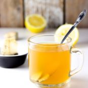 LEMON GINGER HONEY TEA (FOR A SORE THROAT)