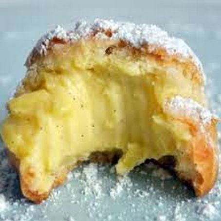 Miss Mary Pearl's Custard Cream Puffs
