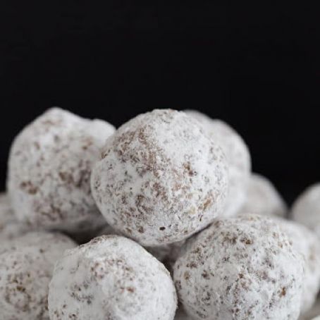Black & White Roly Poly Balls