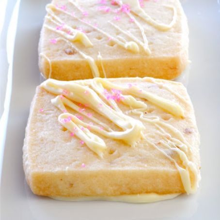 Rose with White Chocolate Shorties