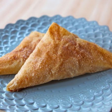 Apple Cinnamon Bourekas