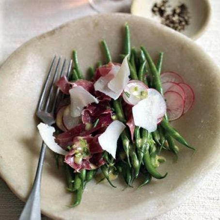 GREEN BEAN SALAD w/RADISH & PROSCIUTTO