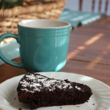 Trim Healthy Mama Flourless Chocolate Cake