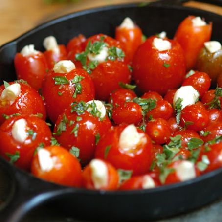Slow Roasted Garlic Tomatoes