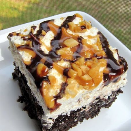 Snickers Cake