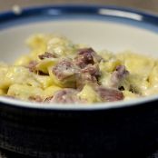 TORTELLINI WITH PROSCIUTTO, CREAM SAUCE