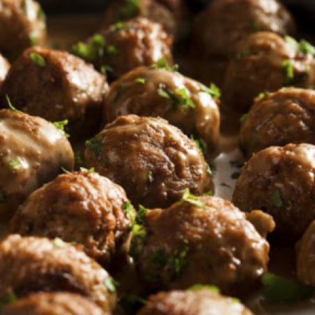 Rocco DiSpirito's Meatballs with Mushroom and Spinach Gravy | The Dr. Oz Show