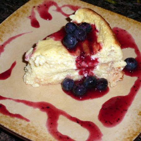 Lemon Cheesecake with Blueberry Sauce