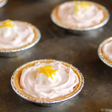 Mini No Bake Pink Lemonade Kool-Aid Pies
