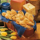 ITALIAN CHEESE TWISTS