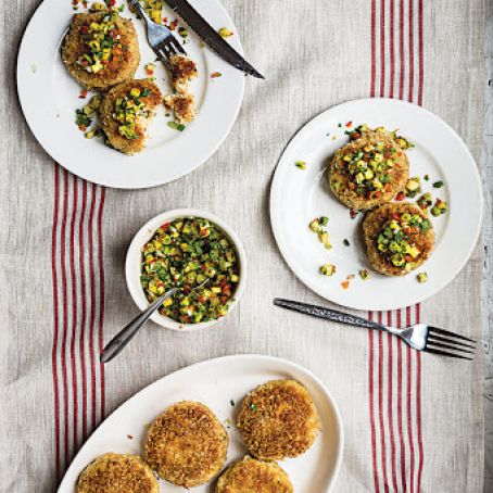 Crab Cakes with Chipotle Aïoli and Pineapple Salsa