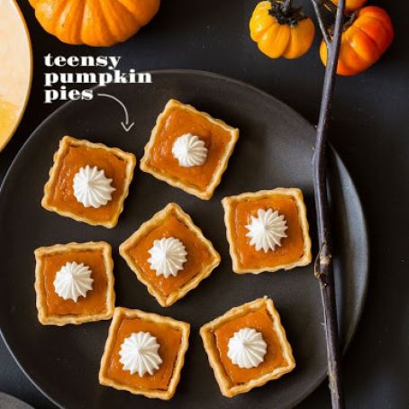 Teensy Pumpkin Pies
